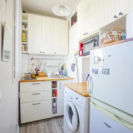 Bright Apartment In A Lively Area In Paris * Paris
